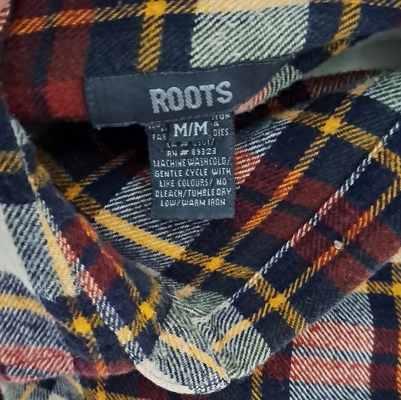 Plaid flannel top - Picture 3 of 4